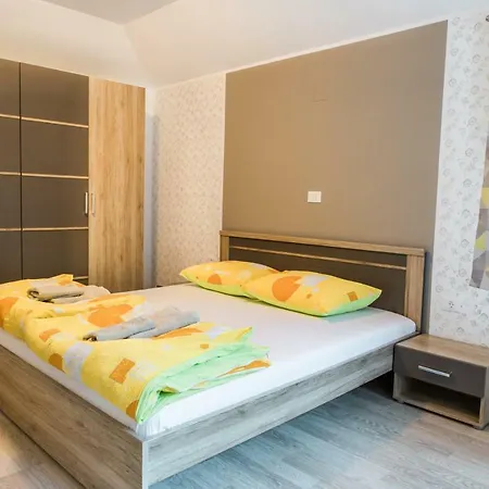 Rosi Gostinjska kuća